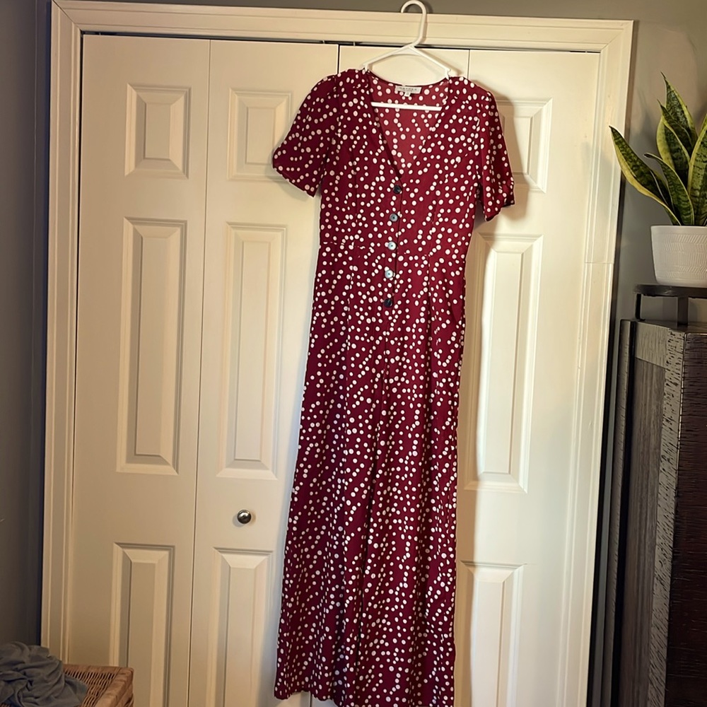 Deep wine polka dot jumper - v-neck with buttons - size small